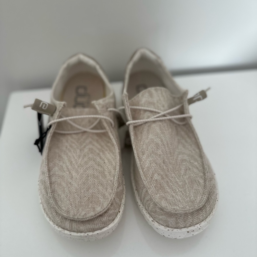 Hey Dude Womens Wendy Woven Zebra Neutral Lightweight Slip On Size 9 loafers